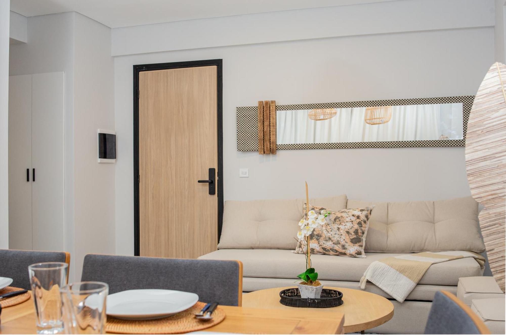 Porto By Fma Coliving Apartment Salta Bagian luar foto