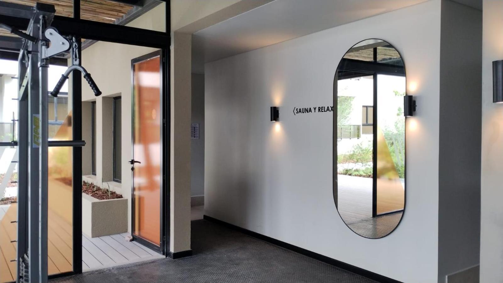 Porto By Fma Coliving Apartment Salta Bagian luar foto